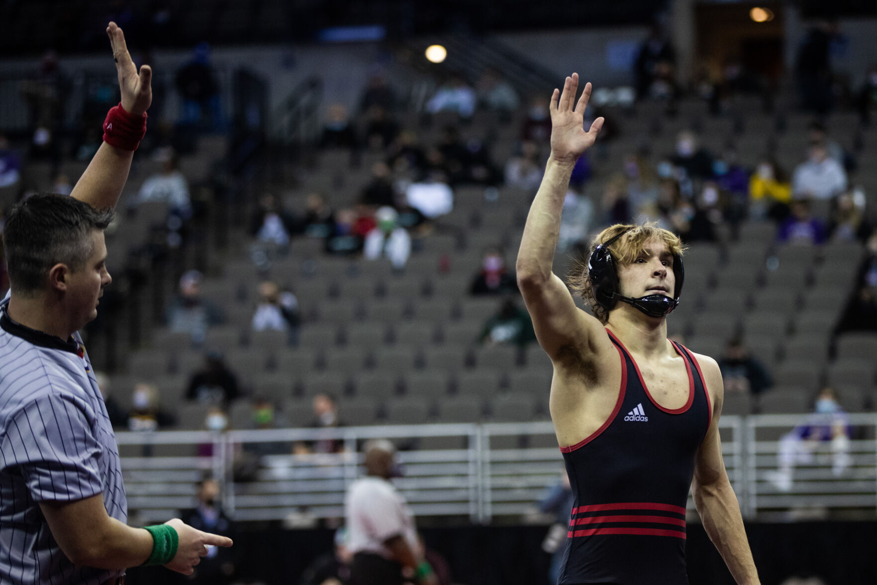 021821-owh-spo-statewrestling-ar26.JPG